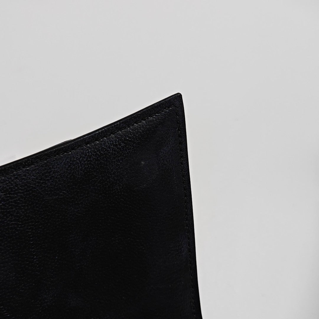 Hourglass S Calfskin Black