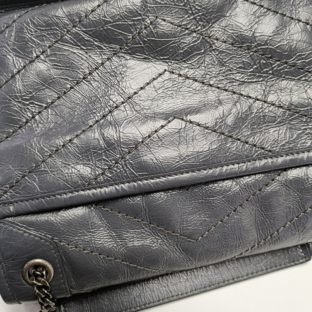 NIKI Small Chevron Calfskin Gray