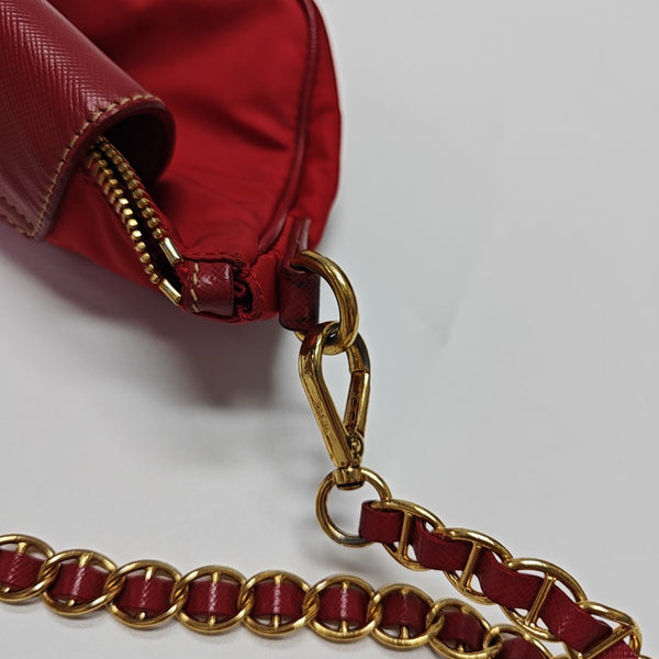 Party Nylon Red