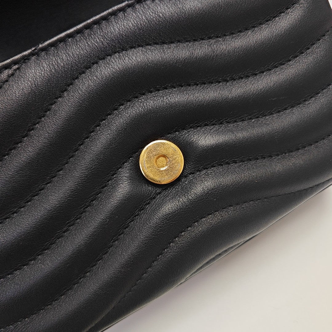 NEW WAVE PM Quilted Calfskin Black
