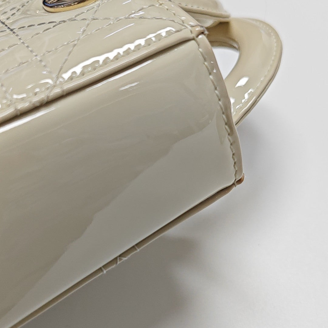 Lady D-Joy Super Mini Cannage Patent Leather White
