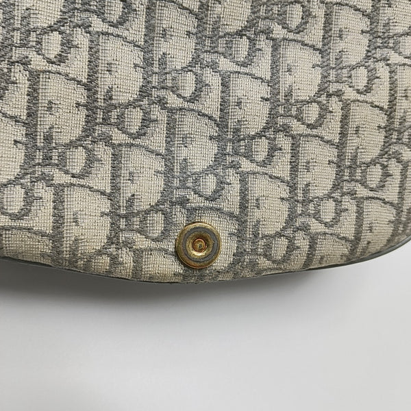 Bobby Medium Oblique Canvas Gray