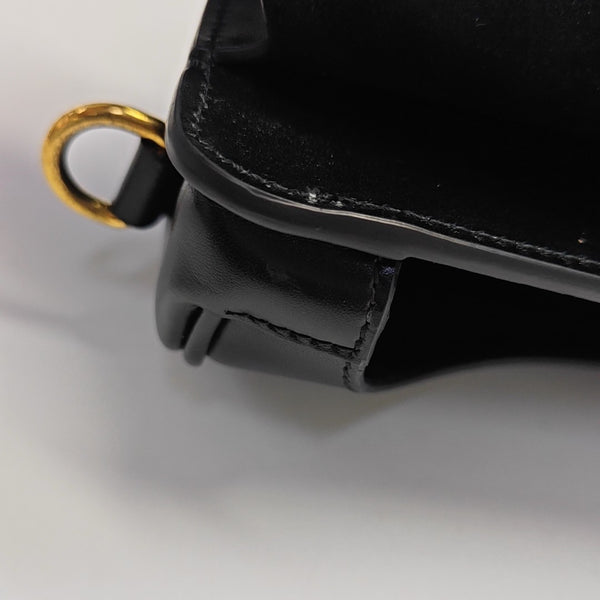 Bobby Medium Calfskin Black