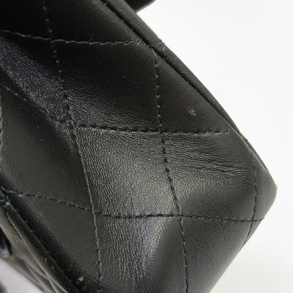 CLASSIC FLAP Medium Quilted Lambskin Black