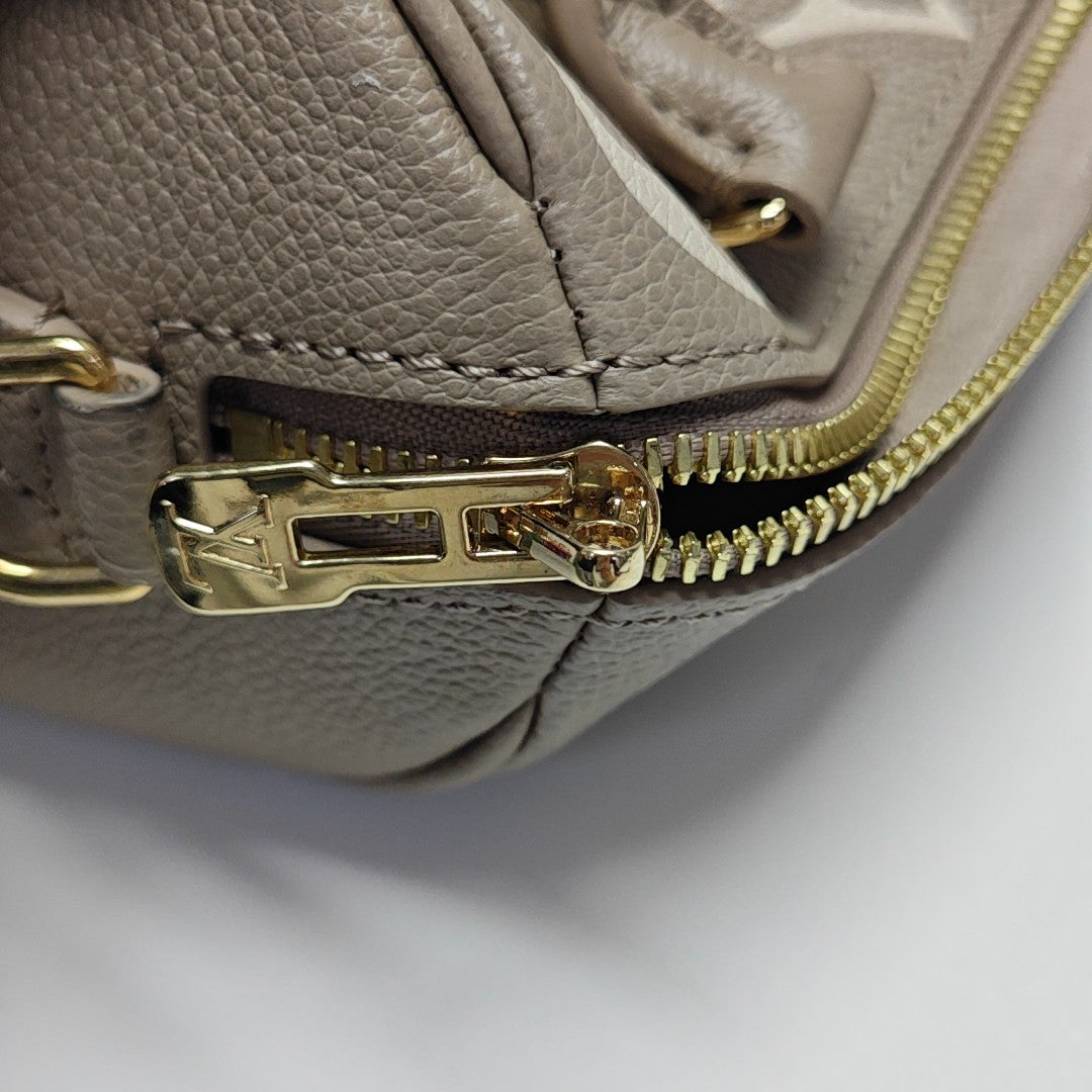 SPEEDY 20 Monogram Calfskin Gray