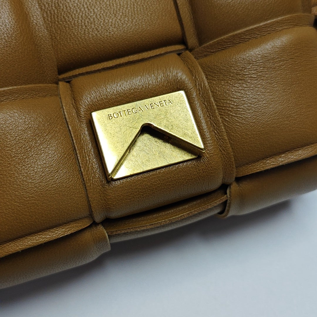 Cassette Mini Lambskin Brown