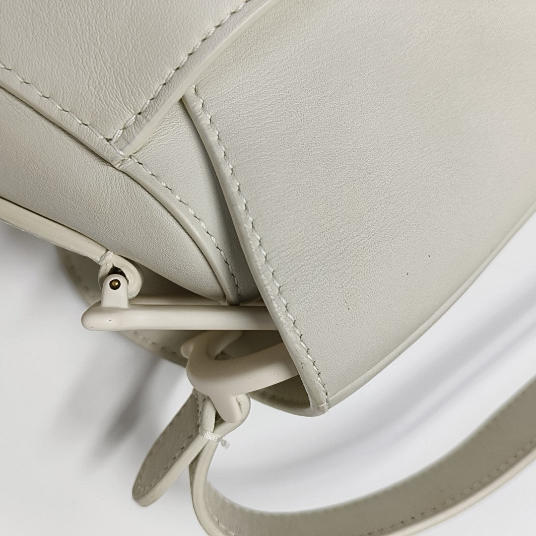 Saddle Small Calfskin White