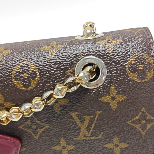 VICTOIRE Monogram Coated Canvas Brown