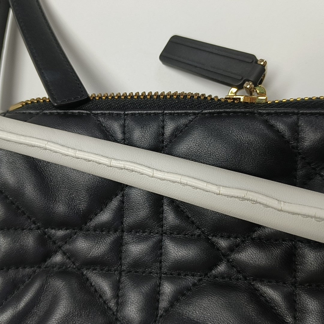 Dior Vibe Hobo Quilted Lambskin Black