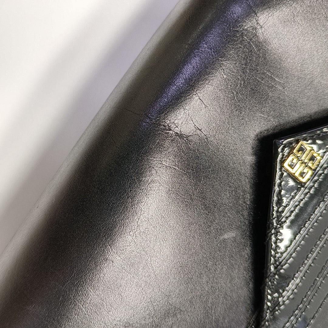 Calfskin Shoulder Bag Black