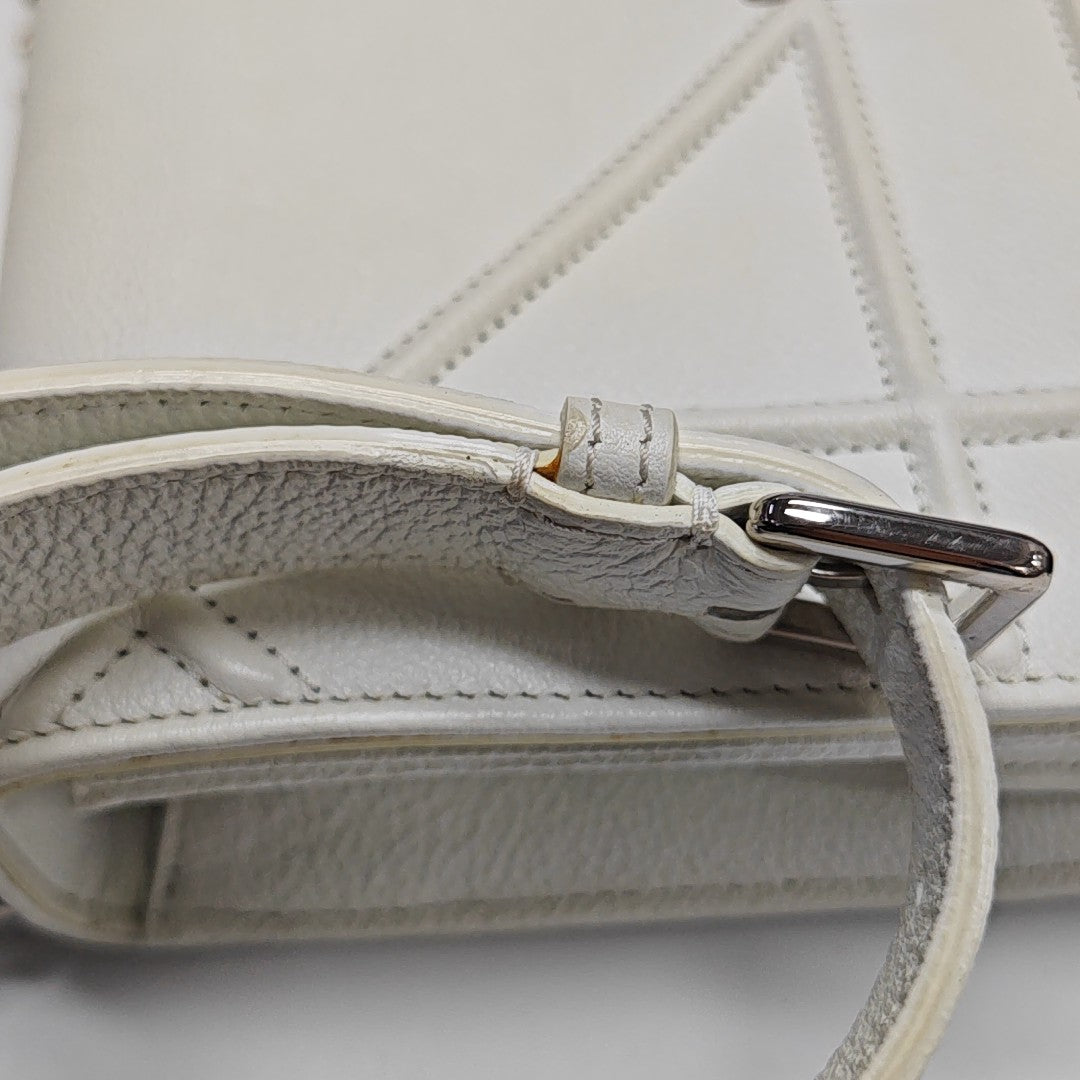 Diorama Small Cannage Calfskin White