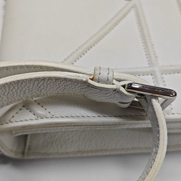 Diorama Small Cannage Calfskin White