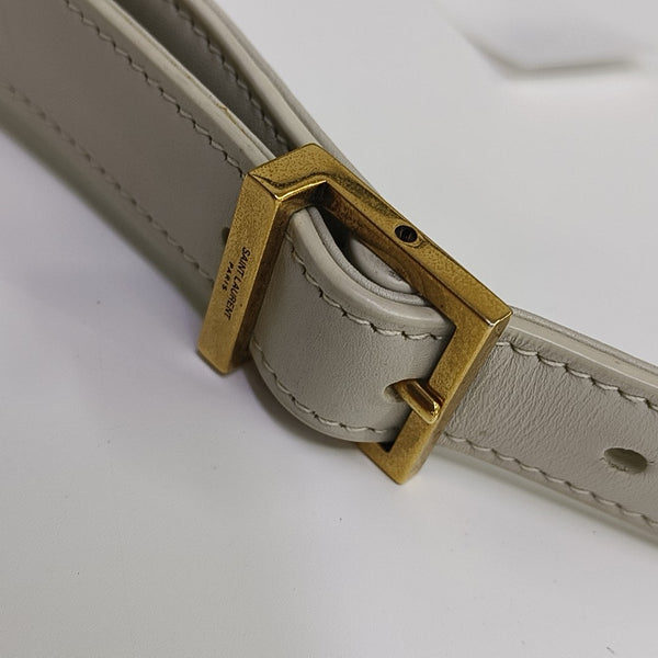 LE 5 À 7 Small Calfskin White