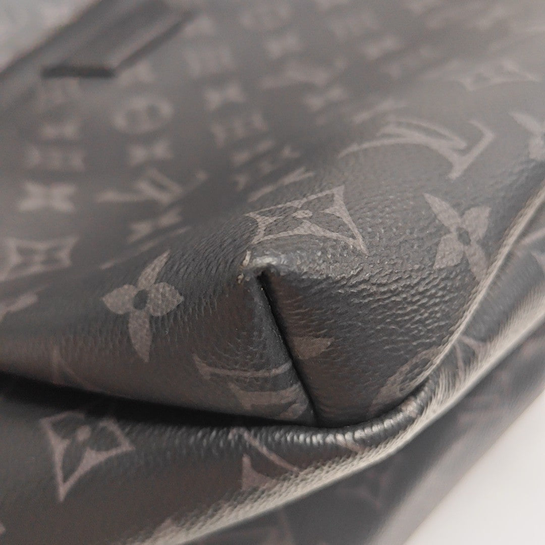 DISCOVERY PM Monogram Coated Canvas Black