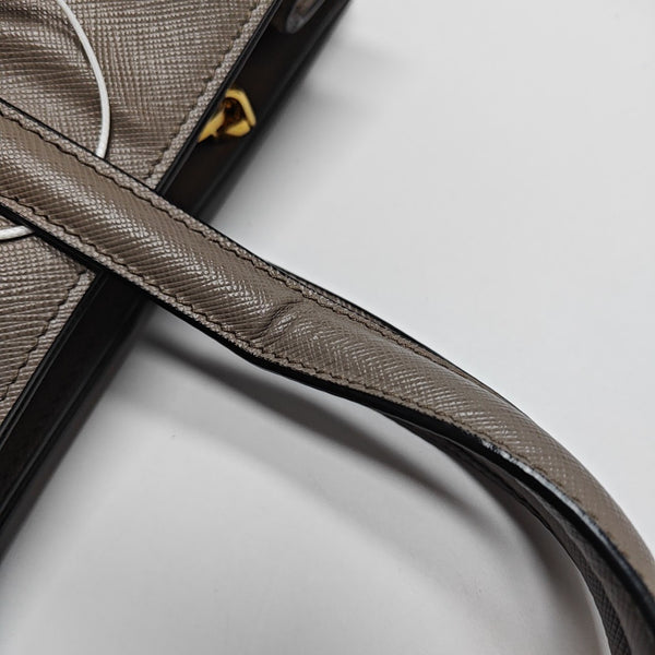 Esplanade Saffiano Calfskin Gray