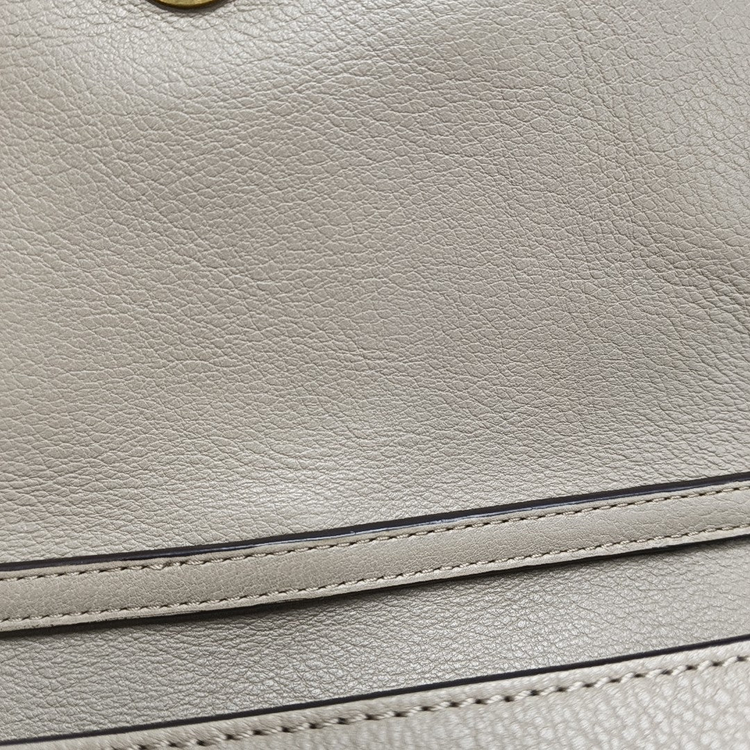 Nile Calfskin Gray