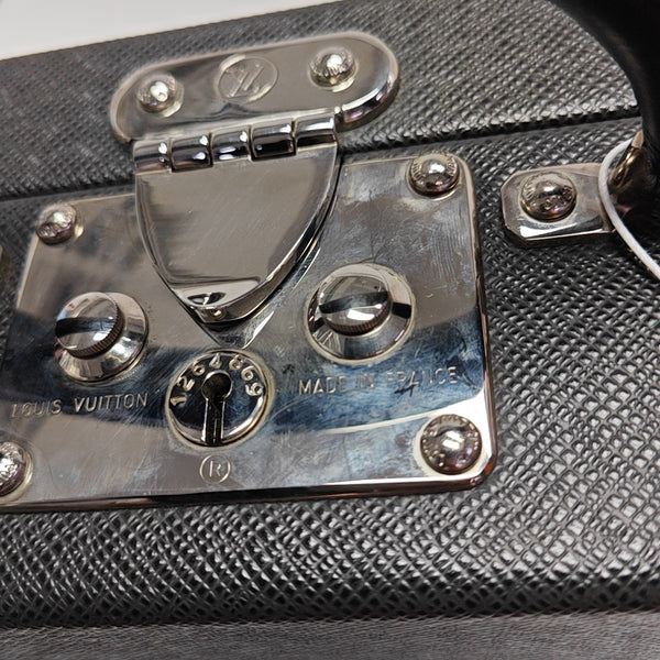 PRÉSIDENT Calfskin Black