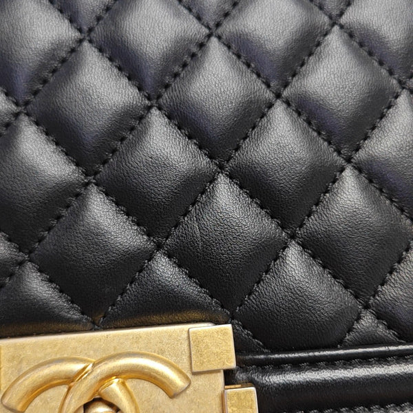 BOY CHANEL Medium Quilted Lambskin Black