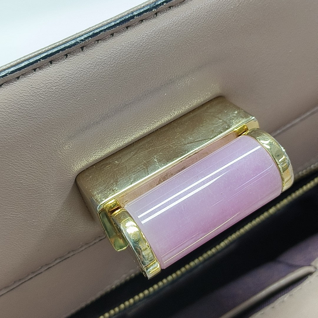 ISABELLA ROSSELINI Leather Beige