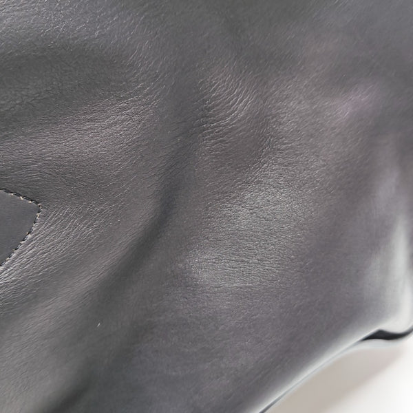 PHANTOM Medium Calfskin Black