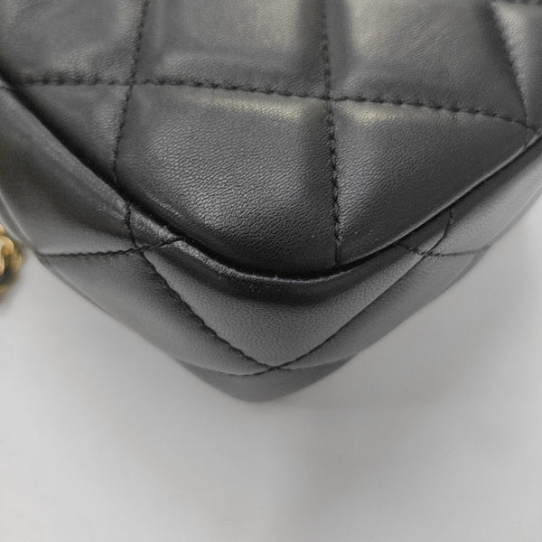 Quilted Lambskin Shoulder Bag Black