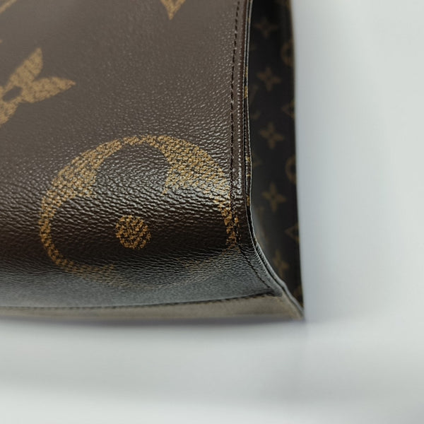 Authenticated pre-owned  ONTHEGO MM Monogram Coated Canvas Brown - Tote Bag at Looply