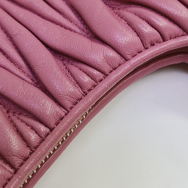 Wander Matelassé Small Quilted Lambskin Pink