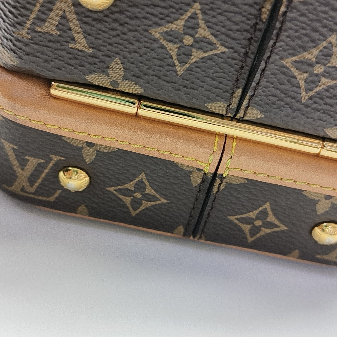 BOITE CHAPEAU PM Monogram Coated Canvas Brown