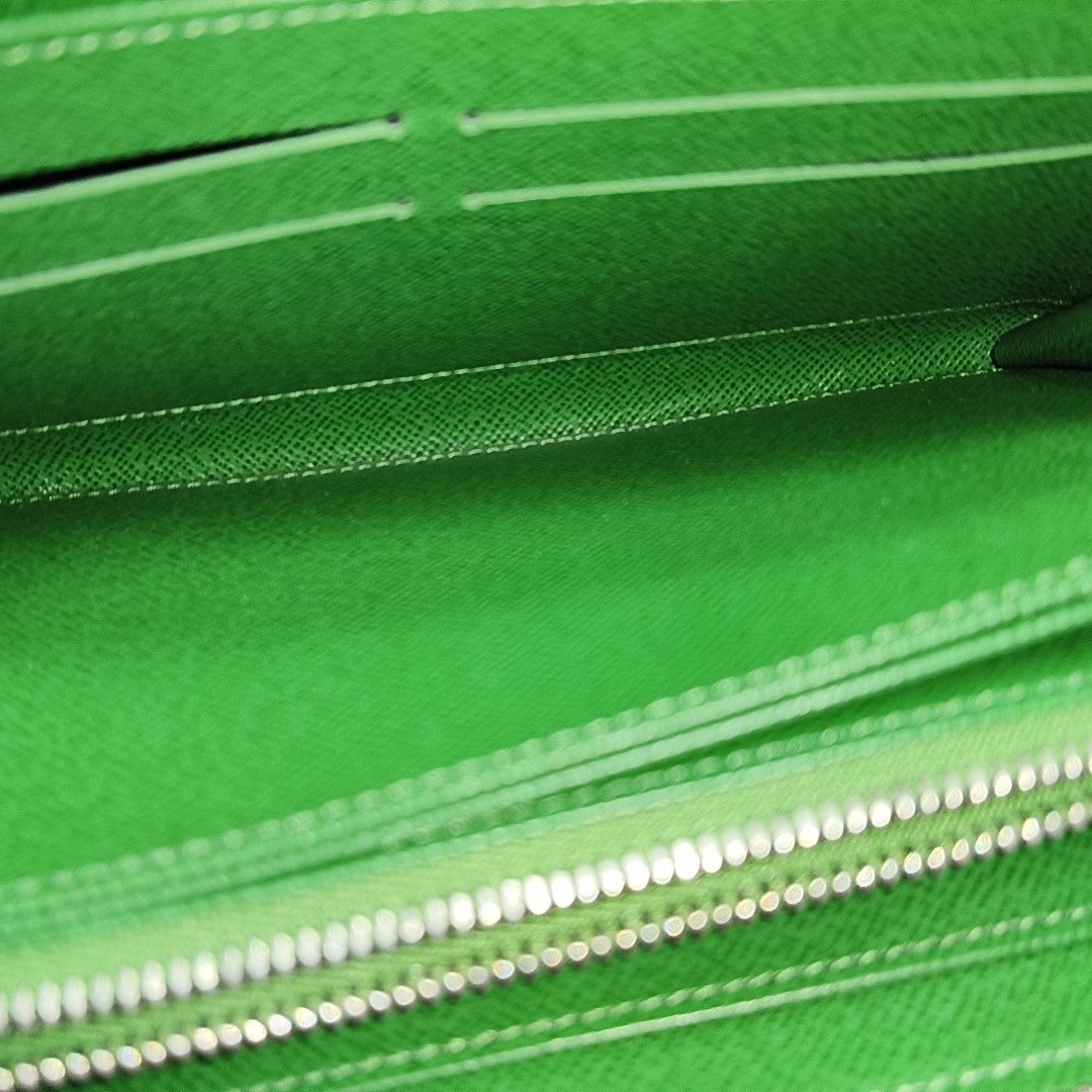 ZIPPY Epi Green Wallet
