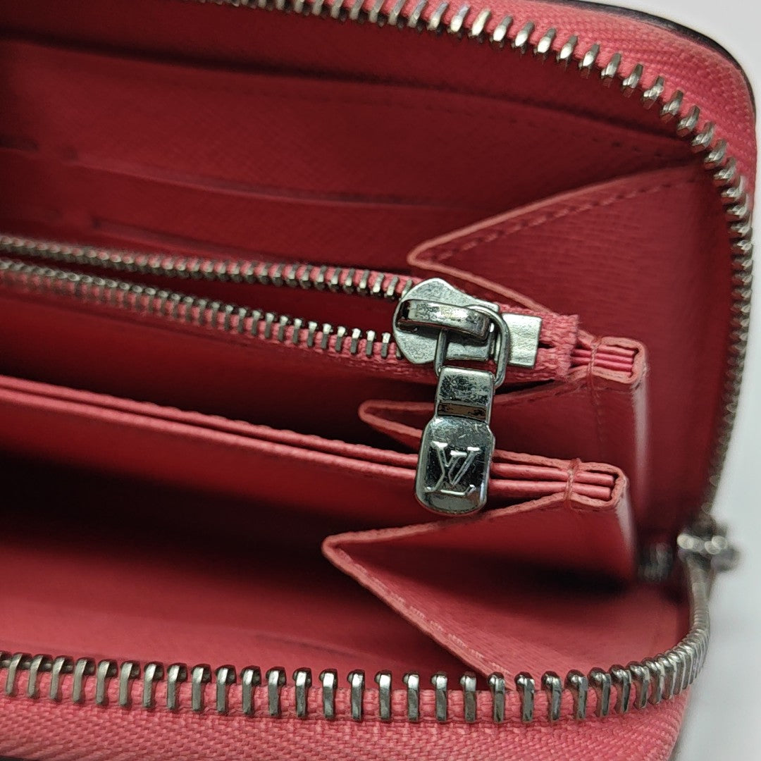 ZIPPY Epi Red Wallet