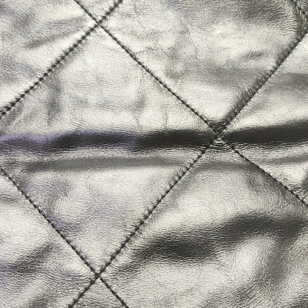 CHANEL 22 Small Quilted Calfskin Black
