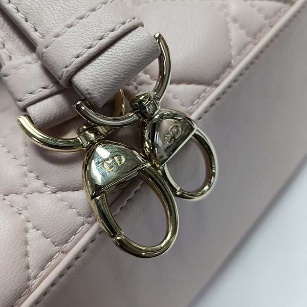 Lady Dior Medium Cannage Lambskin Pink