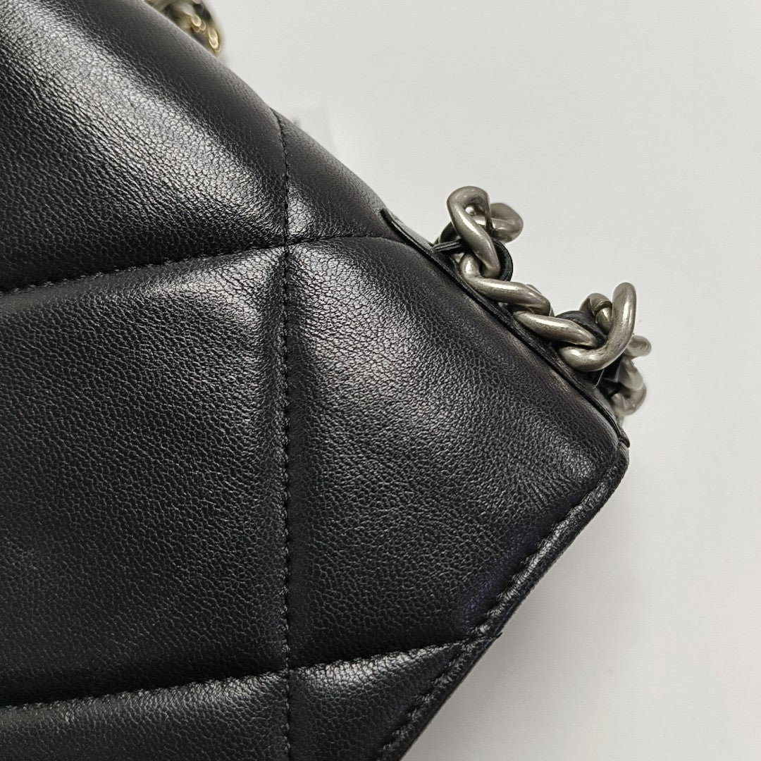 CHANEL 19 Small Quilted Lambskin Black