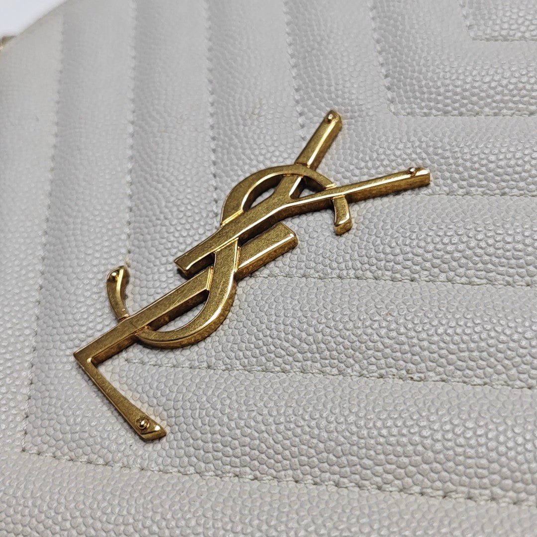 VINYLE Quilted Calfskin White