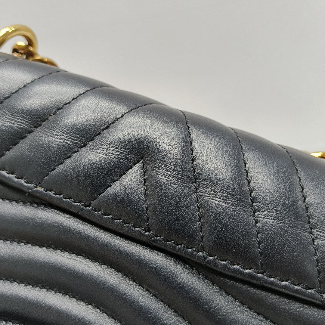 NEW WAVE PM Quilted Calfskin Black