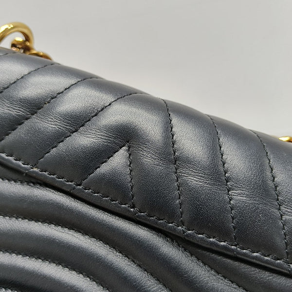 NEW WAVE PM Quilted Calfskin Black