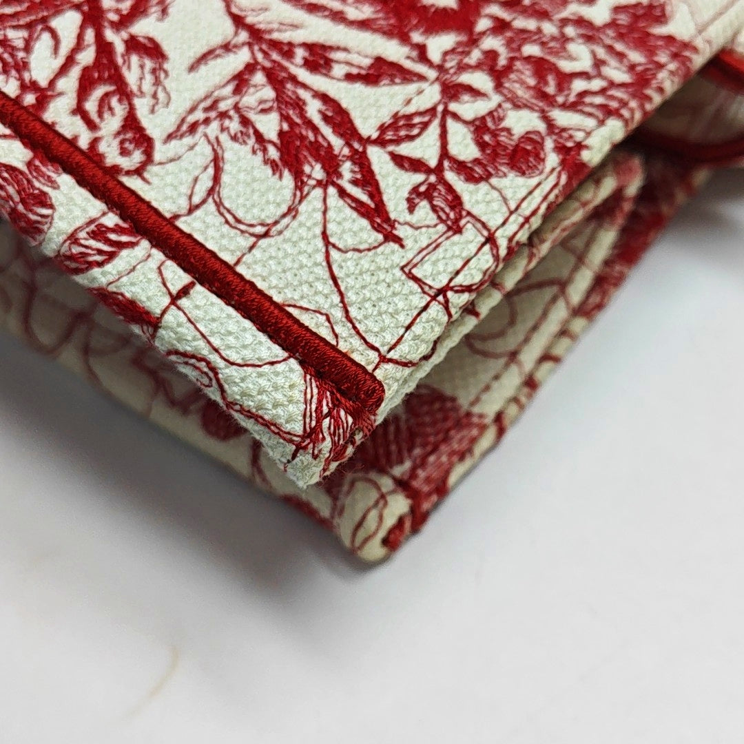Authenticated pre-owned  Book Tote Large Canvas Red - Tote Bag at Looply