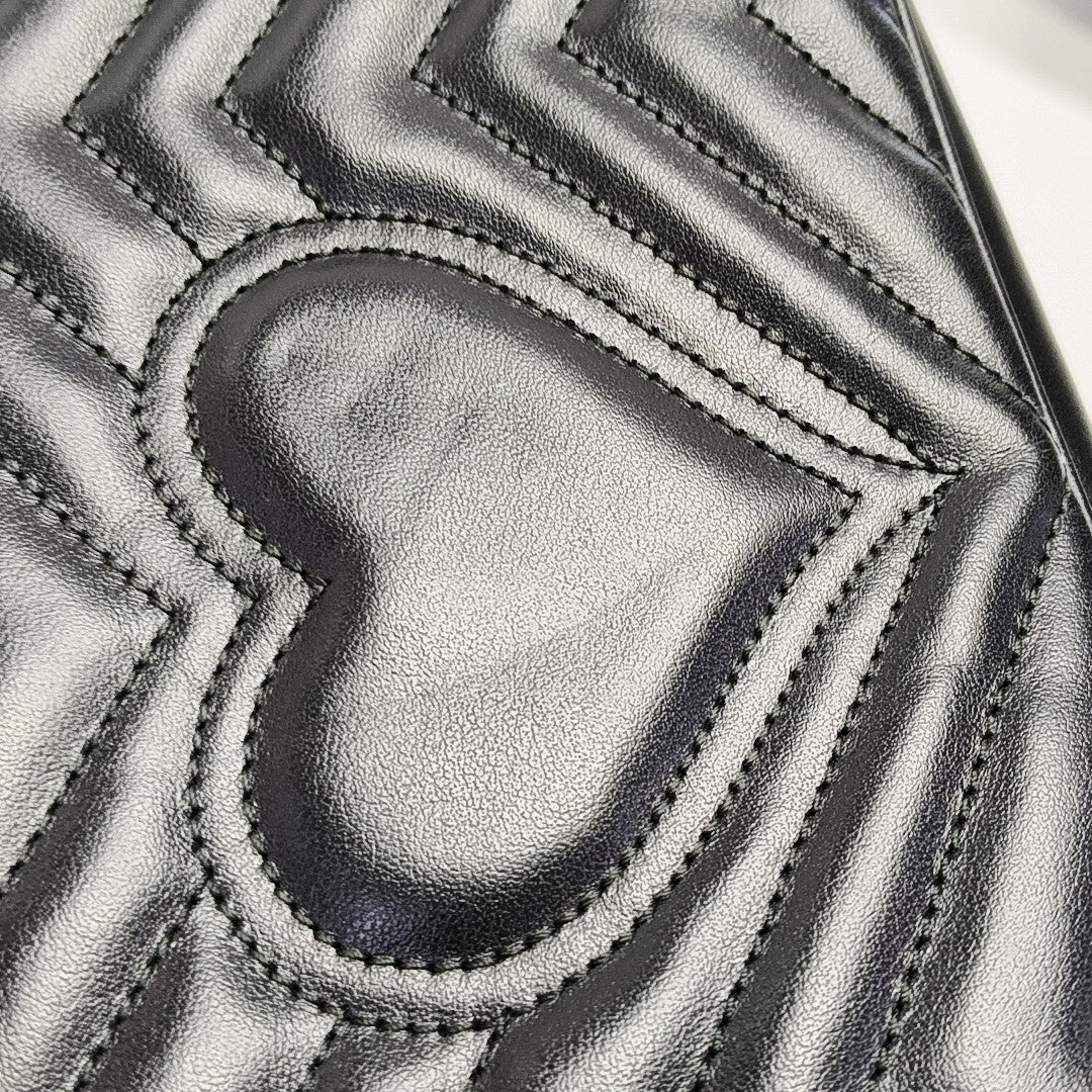 GG Marmont Medium Quilted Calfskin Black