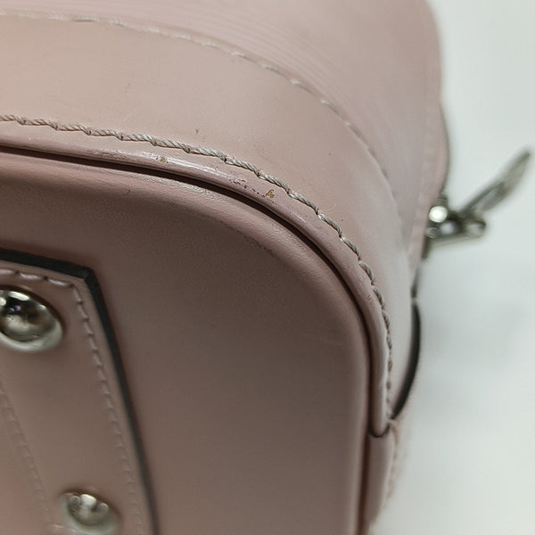Authenticated pre-owned  ALMA BB Epi Pink - Shoulder Bag at Looply