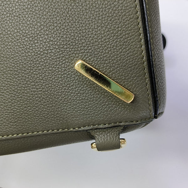 Puzzle Medium Calfskin Gray
