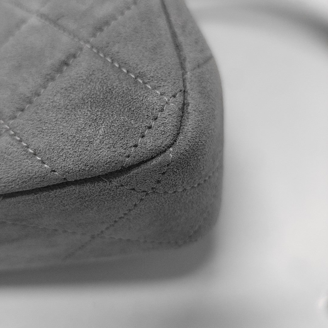 BIJOUX FLAP Quilted Suede Gray