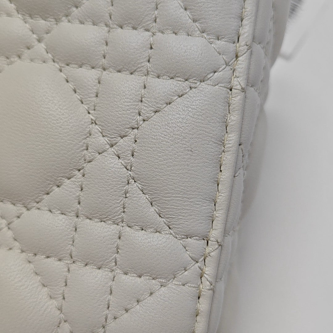 Lady D-Joy Medium Cannage Lambskin White