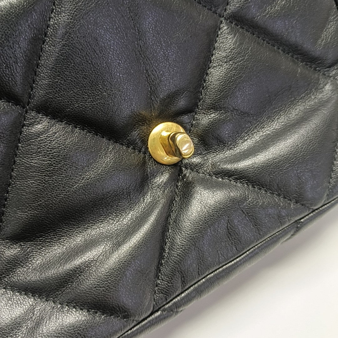 CHANEL 19 Small Quilted Lambskin Black