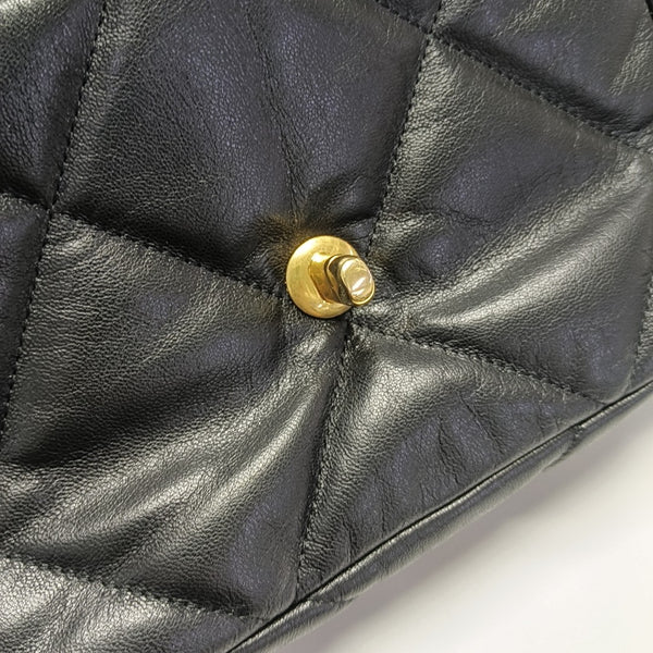 CHANEL 19 Small Quilted Lambskin Black