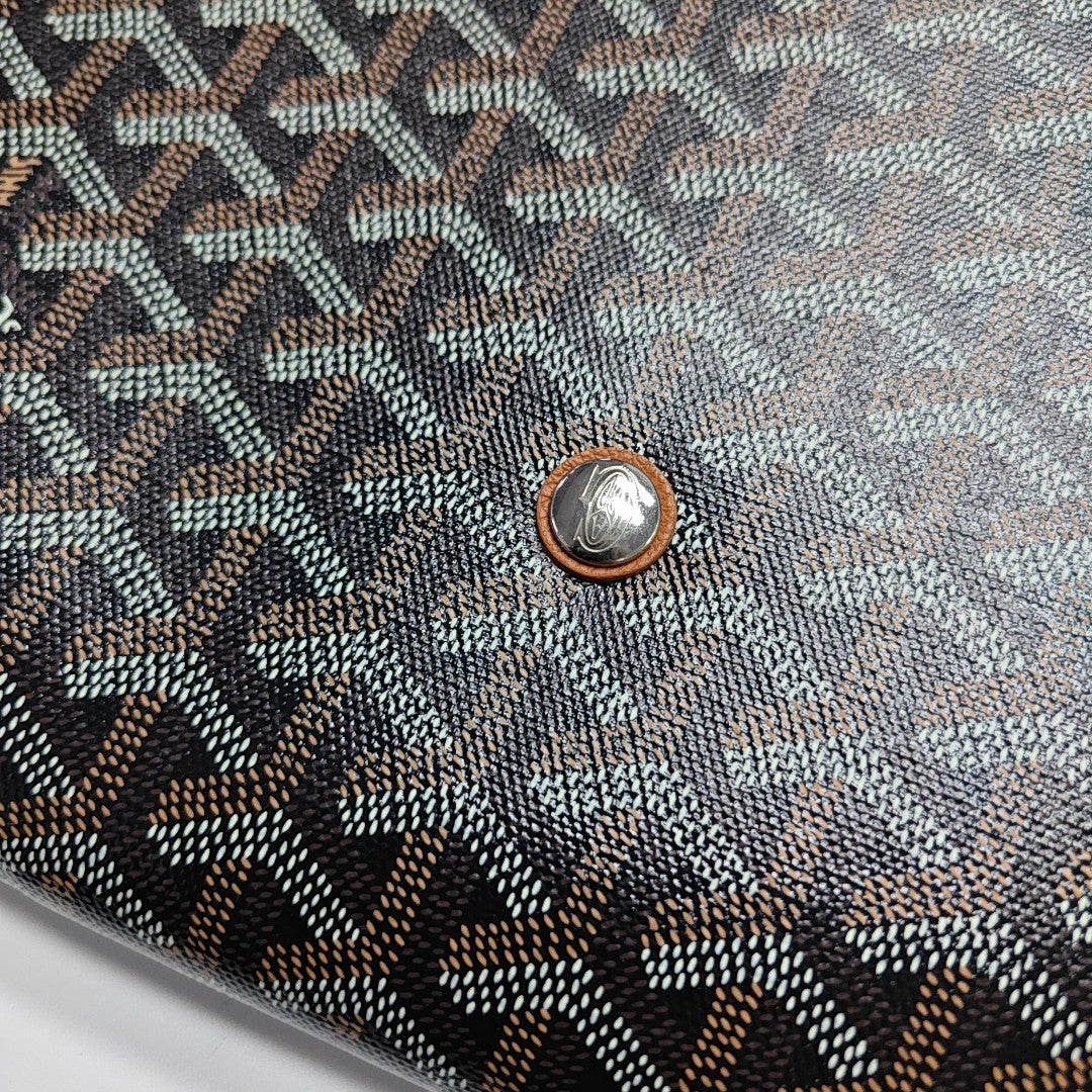 Capétien Coated Canvas Brown