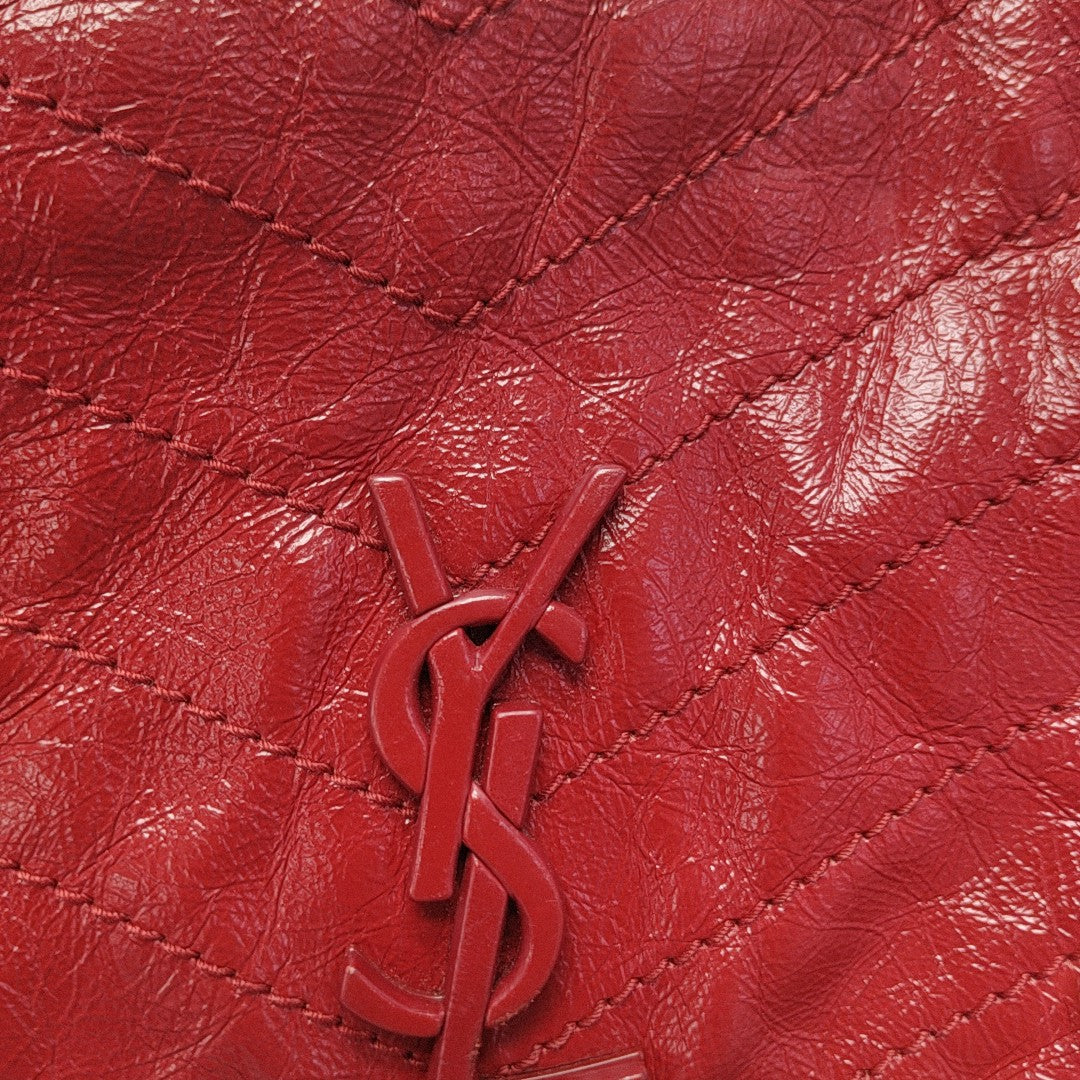 Authenticated pre-owned  NIKI Medium Quilted Calfskin Red - Shoulder Bag at Looply