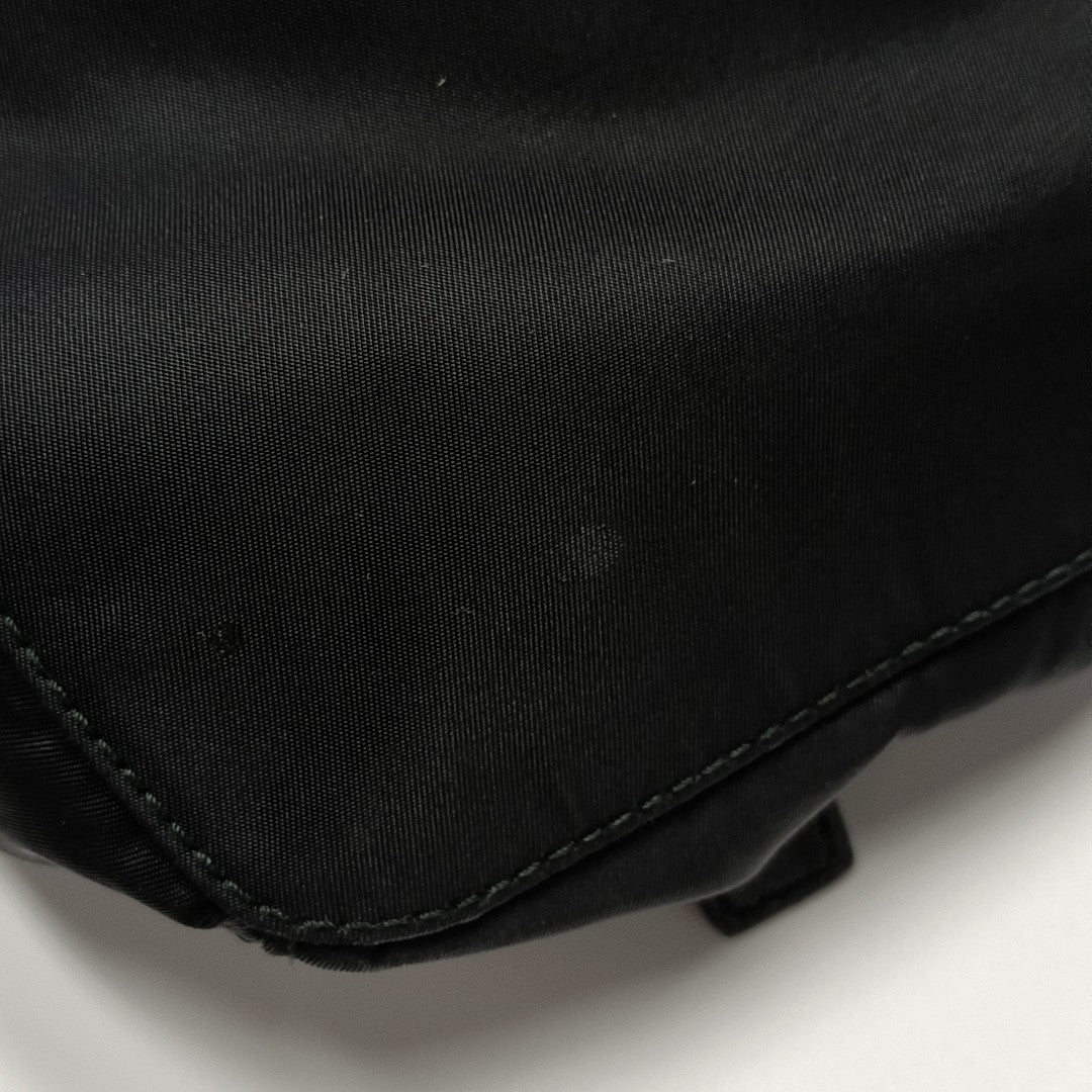Re-Nylon Medium Nylon Black