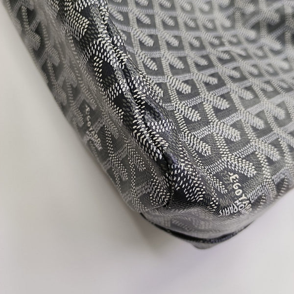 Hobo Coated Canvas Gray