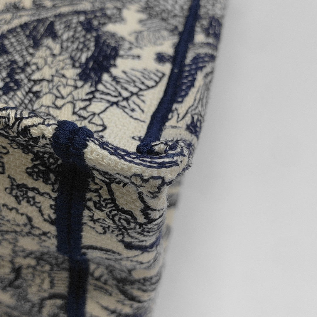 Book Tote Medium Canvas Blue