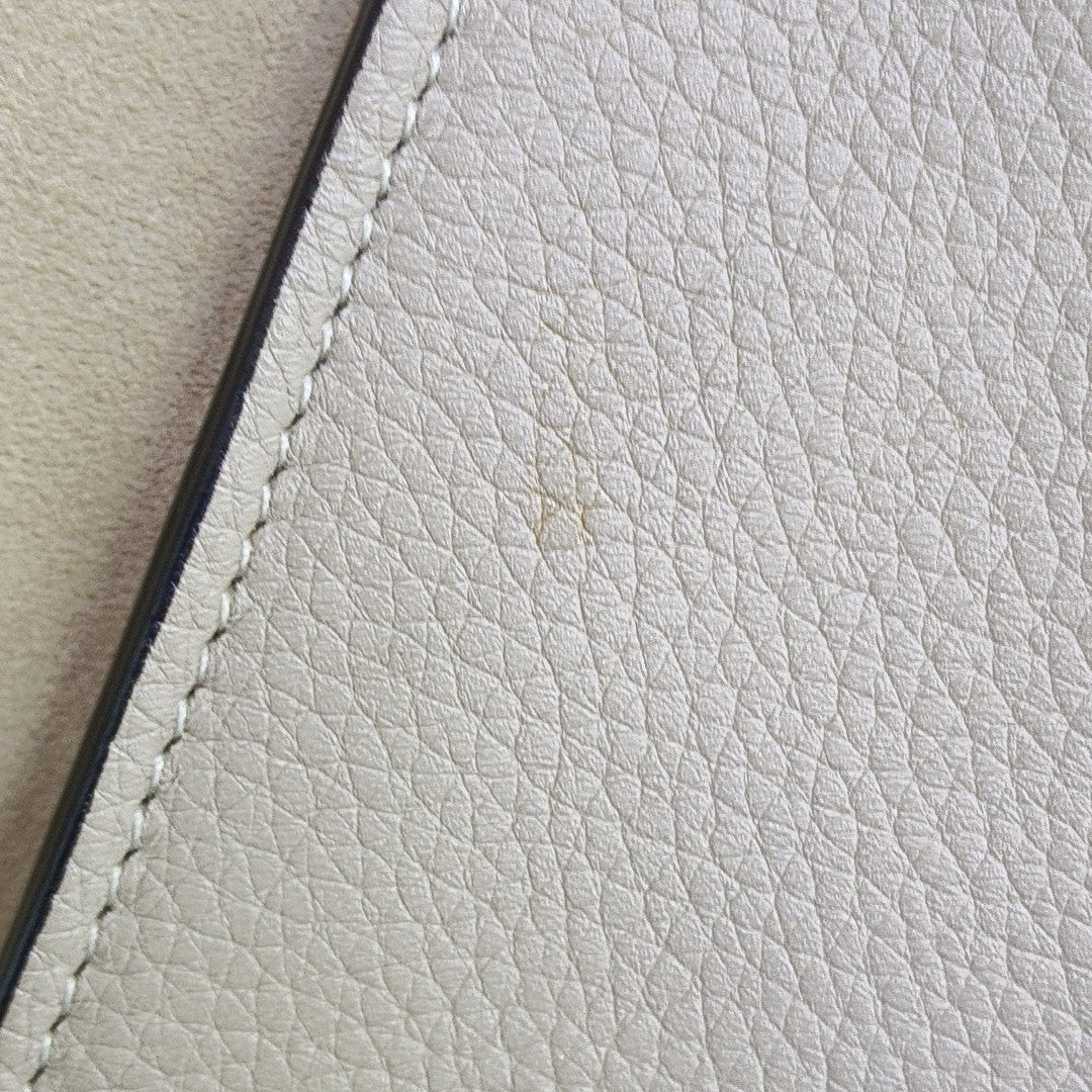 TRAPEZE Small Calfskin Beige